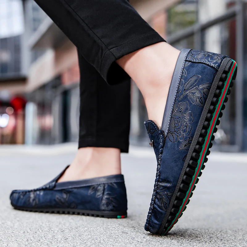 Alarik™ – Leather Loafers med blomsterdetaljer för alla säsonger